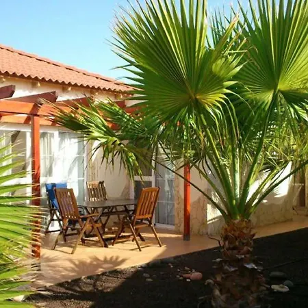 Charming Holiday In La Pared Near Seabeach Hébergement de vacances