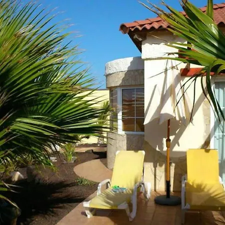 Charming Holiday In La Pared Near Seabeach Сasa de vacaciones